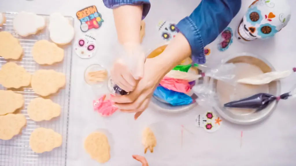 Troubleshooting Common Issues with Your Sugar Cookie Decorating Kit